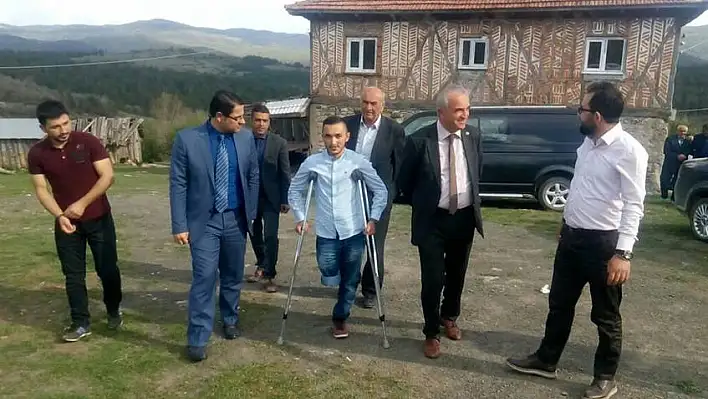 Gazi Ferdi Çatal, tedavisinin ardından ilk kez baba ocağına geldi