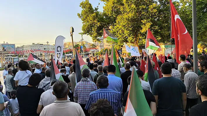 'Gazze yanıyor, dünya susuyor'
