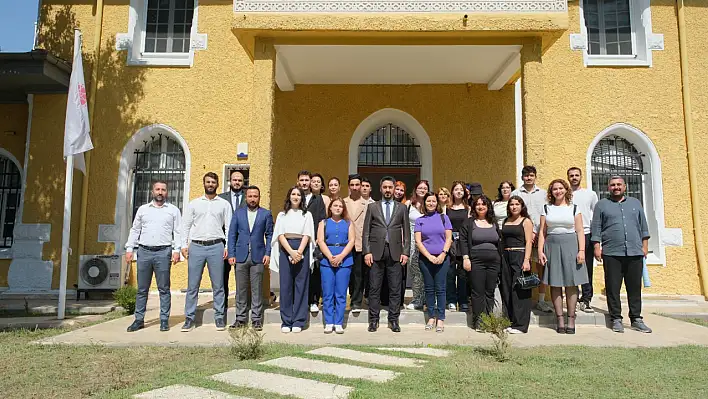 Geleceğin iletişimcileri Adana'da sahada!