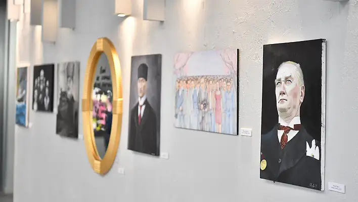 'Geleceğin Renkleri'nde genç yetenekler büyüledi