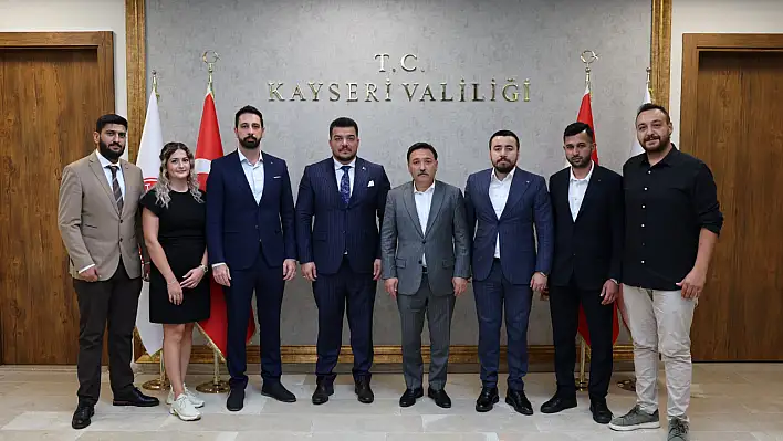 Genç Sağlık Sen'den Vali Çiçek'e ziyaret!