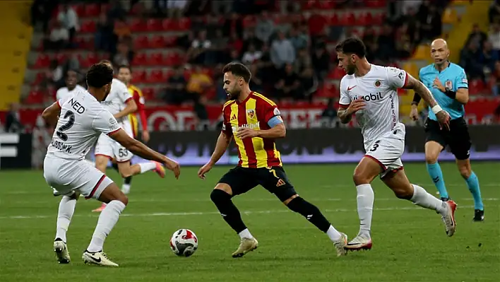 Gençler yendi Kayserispor'un potaya girdi!