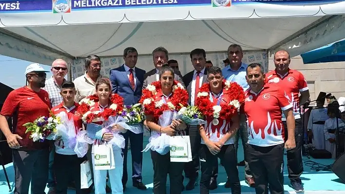 Eskici, Muaythai sporcularımız bu sevinci ve gururu tekrar yaşatacaklar