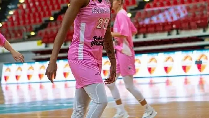 Glory Bassey Johnson pota altında etkili oldu