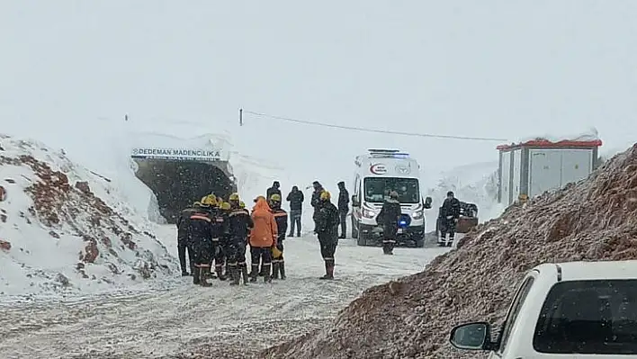 Göçük altında diğer işçi kurtarıldı