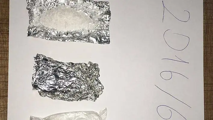 34 gram esrar ile yakalandılar