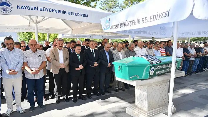 Gül'ün acı günü! Cenaze için Kayseri'ye geldi