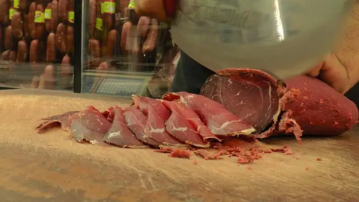 Gurbetçilerin ilgisi bile kurtaramadı: Pastırma ve sucuğa 2025 şoku