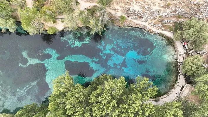 O göl bozkırın nazar boncuğu! Yaz kış sıcaklığı aynı