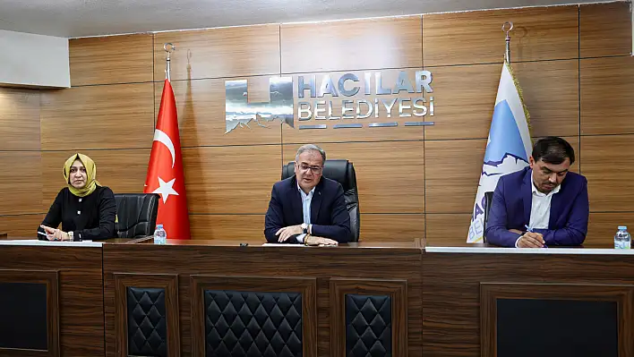 Hacılar'da altyapı ve asfalt çalışmaları hız kazandı