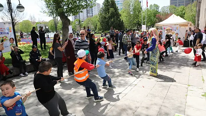 Hafta sonu çocuklara şenlik var!