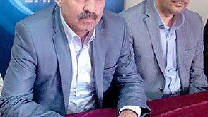 HAK-İŞ'TEN KAMPANYALI 1 MAYIS