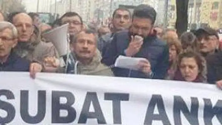 'HALA BİR TEK BAKAN, BİR TEK YETKİLİ İSTİFA ETMEDİ'