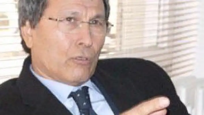 HALAÇOĞLU: ŞU AKİLLER  VARDI YA, SAHİ ŞİMDİ NEREDELER? 