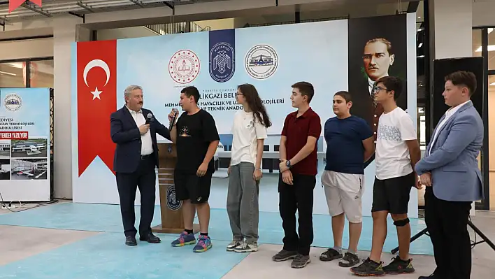 Havacılık Lisesi öğrencilerine destek