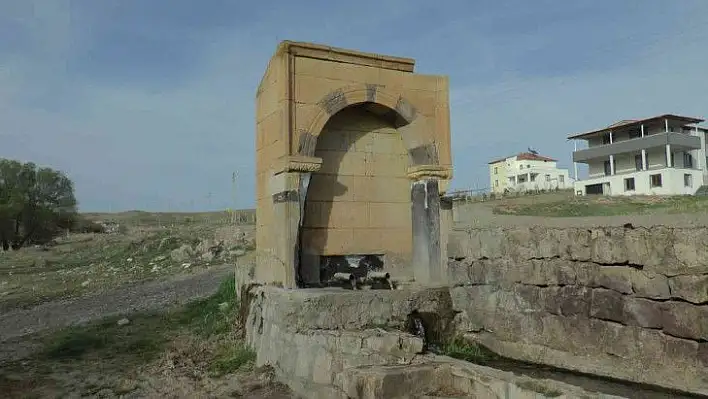 Hayvan sulatma meselesi kanlı bitti! Ölü ve yaralılar var...