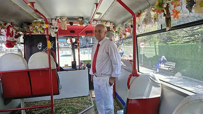 Yozgat'ın örnek şoförü Musa Ünsal: Süslü otobüsü ve tarzıyla gönülleri kazanıyor