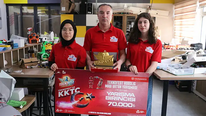 Her parçası yerli, her adımı başarı: Robo Sümer TEKNOFEST Şampiyonu!