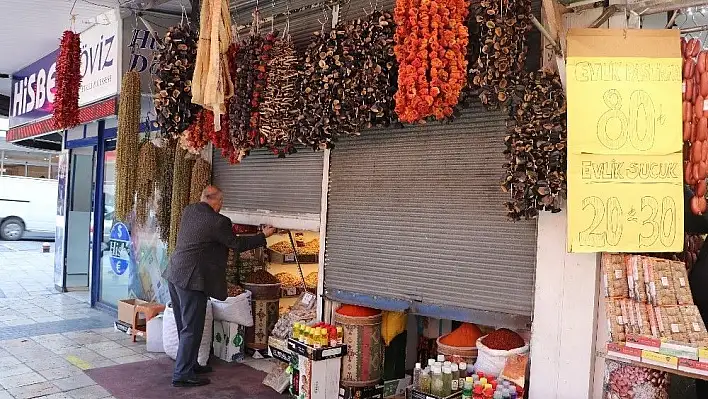 Hijyen kurallarına uymadılar, yazılan cezaya sinirlendiler