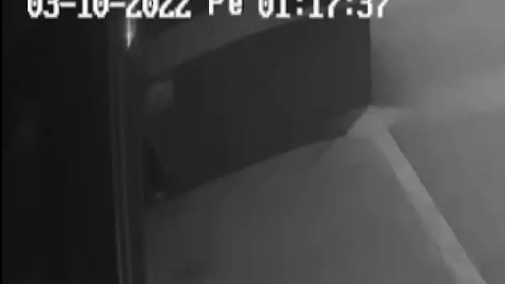 1 milyon liralık kasa çalan hırsızı dışkısı ele verdi