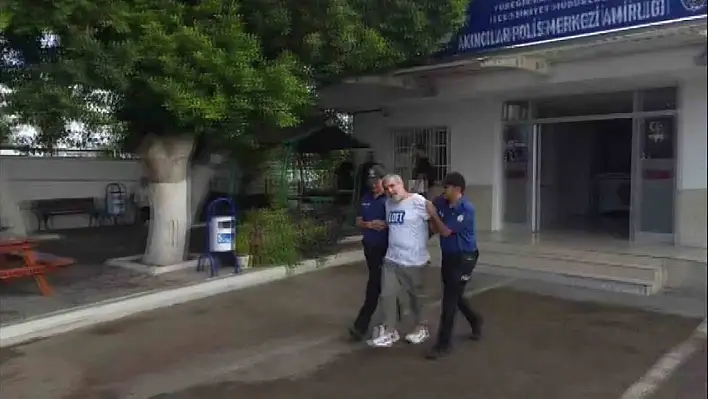 Evinde cephanelik bulundu: 'Komiser beni gaspçı sandı' dedi