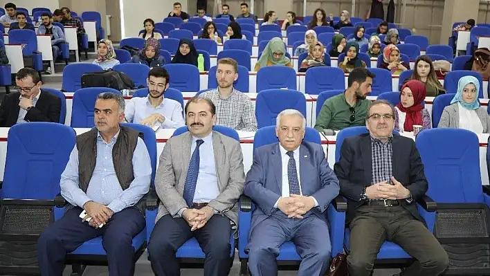 Hukuk Vakfı Başkanı Balcı, ERÜ'de Konferans Verdi