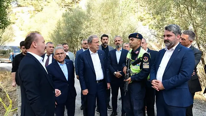 Hulusi Akar: Şehidimizin kanı yerde bırakılmadı!