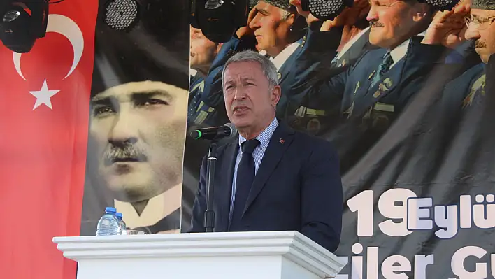 Hulusi Akar: 'Dijital vatanımıza sahip çıkmak zorundayız'