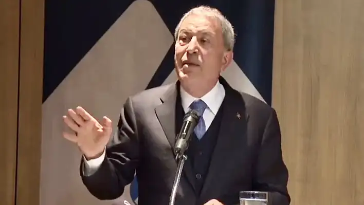 Hulusi Akar: 'Oy verirken dikkat edin. Bana ne diyemez kimse'