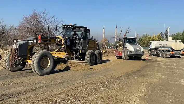 İlçedeki o yollar yenileniyor