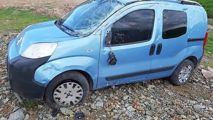 İki takla attığı kazayı sosyal medya hesabından paylaştı