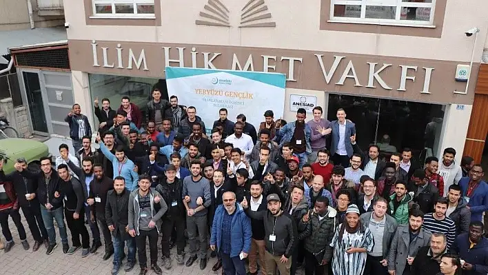 İlim Hikmet Vakfı  22 farklı ülkeden 100 yabancı öğrenciyi ağırladı