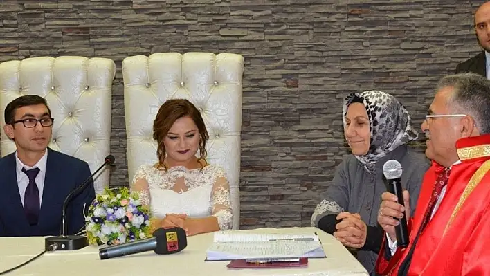 İlk üç ayda Melikgazi'de 575 çift evlendi