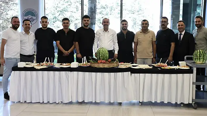 İncesu'da üzüme rakip çıktılar!