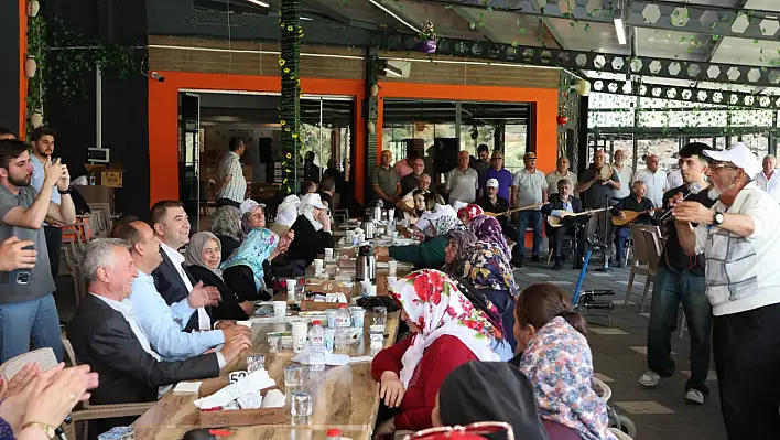 İncesu'da yaşlılara unutulmaz bir gün yaşatıldı