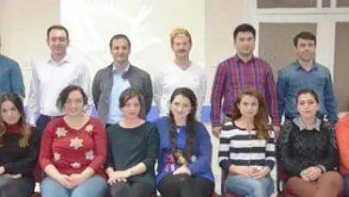  İŞKUR PERSONELİNE İŞARET DİLİ EĞİTİMİ
