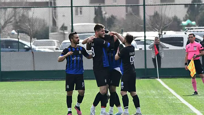 İsmail Okumuş FK'da Play-Out sevinci