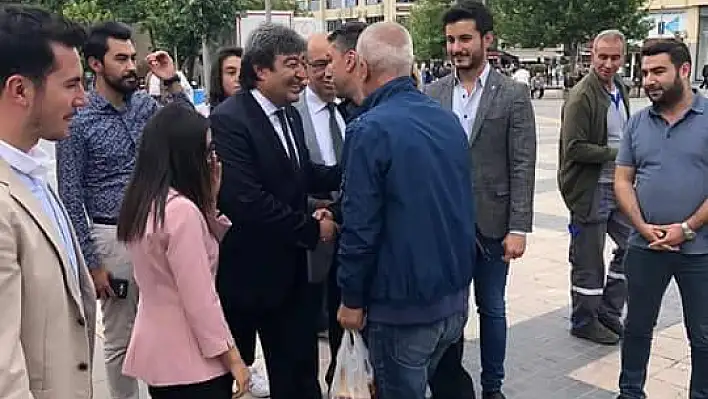 İYİ Parti Milletvekili adayı Ataş: Millet değişim istiyor, Kayseri iyi olacak