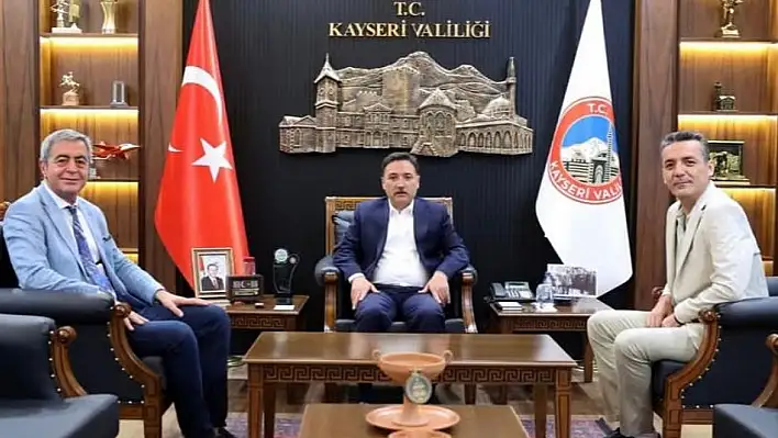 İYİ Parti Vali Çiçek'e ziyaret etti