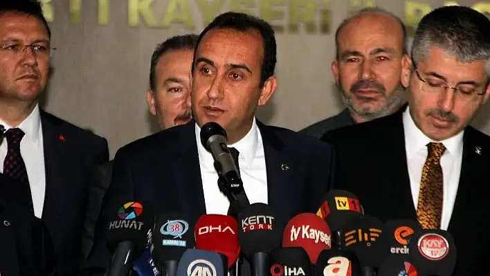 İYİ Partili Belediye Başkanı AK Parti'ye geçti
