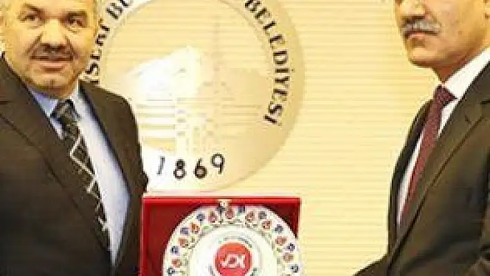 İZ BIRAKACAK VE DUA ALACAK İŞLER YAPACAĞIZ