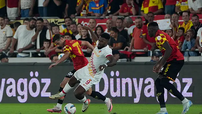 İzmir'de ilk yarı sona erdi: Göztepe 2-Kayserispor 0