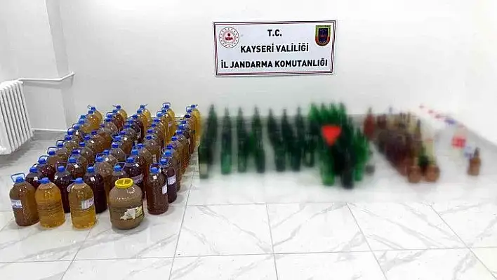 Jandarma zehir tacirlerine göz açtırmıyor