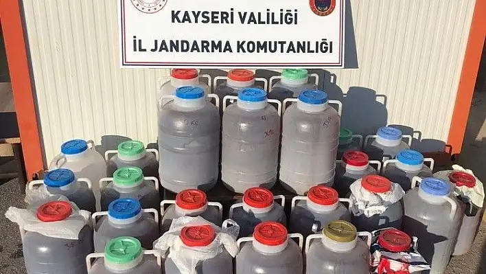 Jandarmadan kaçak şarap operasyonu: 3 gözaltı