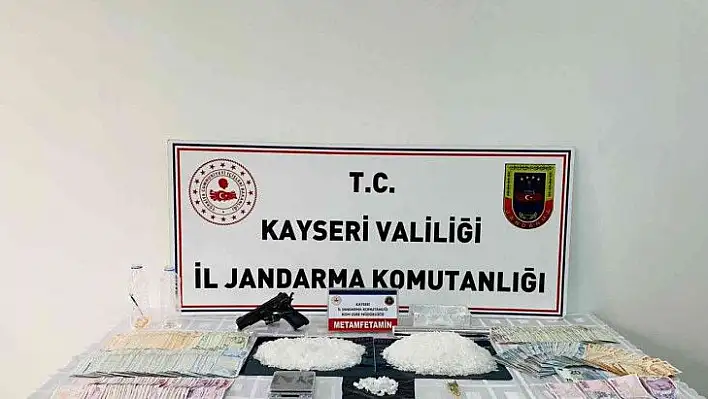 Jandarma'dan operasyon: 4 gözaltı