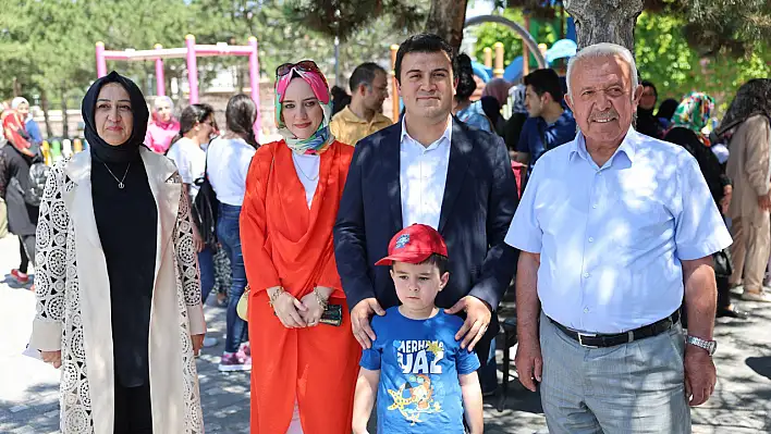 Kadın kursiyerler sertifikalarını aldı