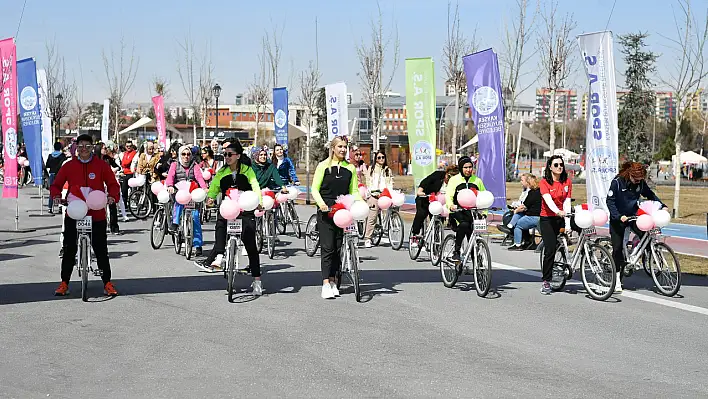 Kadınlar Günü'nde Kayseri'de renkli etkinlik