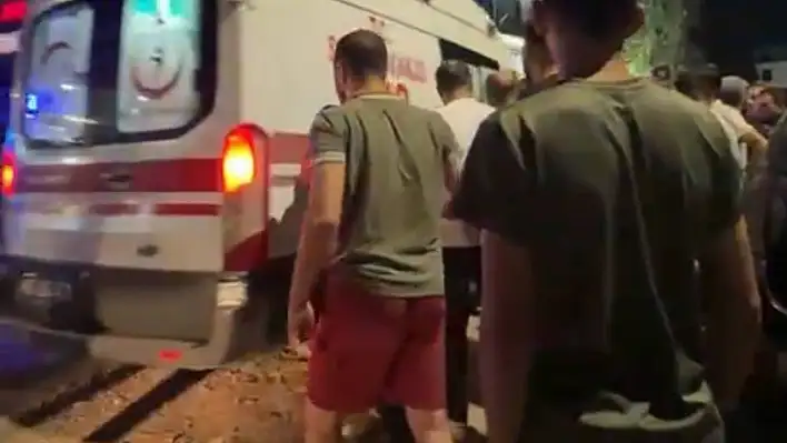 Komşuda bıçaklı kavga: 1 ölü