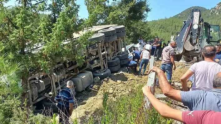 Kahramanmaraş'ta freni patlayan kamyon kalabalığın arasına daldı: 5 ölü, 25 yaralı