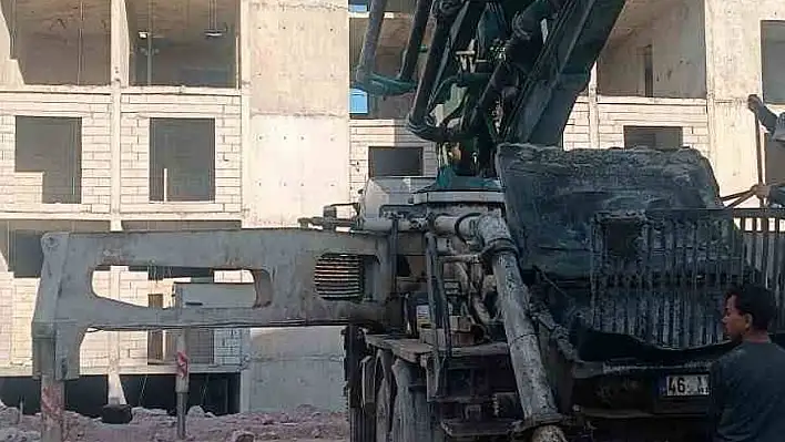 Kahramanmaraş Elbistan'da inşaatın 7. katından düşen işçi hayatını kaybetti